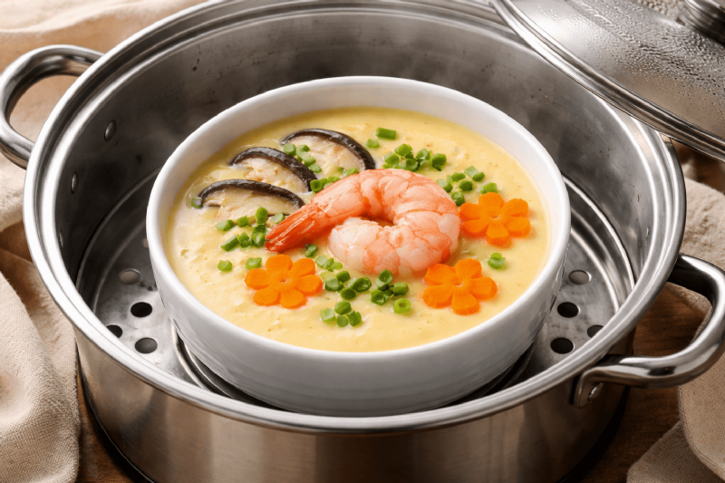 電鍋蒸雞蛋簡單上桌，土雞蛋讓風味更濃更順口