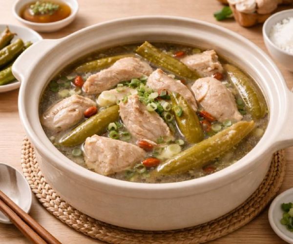 剝皮辣椒雞湯食譜推薦：香辣回甘、超適合冷天進補