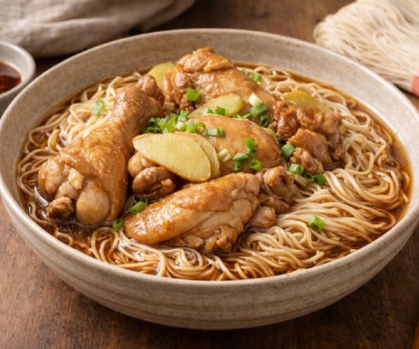 麻油土雞蛋麵線做法教學：香氣十足的家常料理