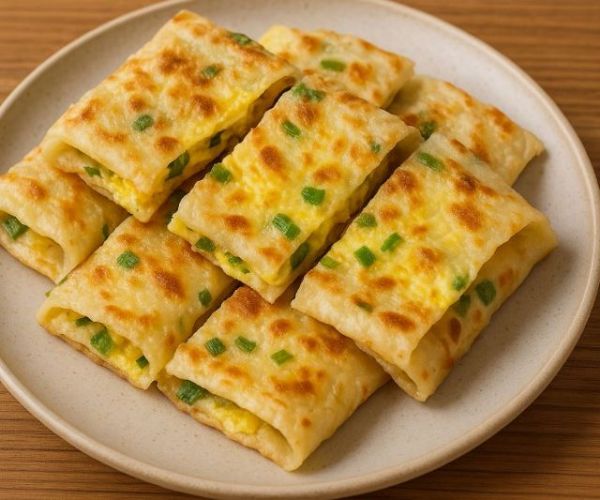 土雞蛋蔥蛋餅這樣最香：蔥量、粉漿與煎鍋溫度一次懂